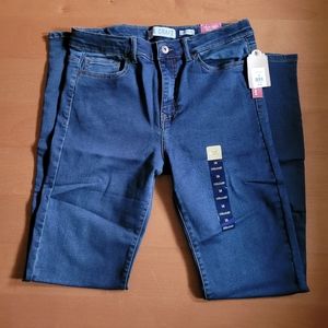 True Craft blue jeans. Size 16